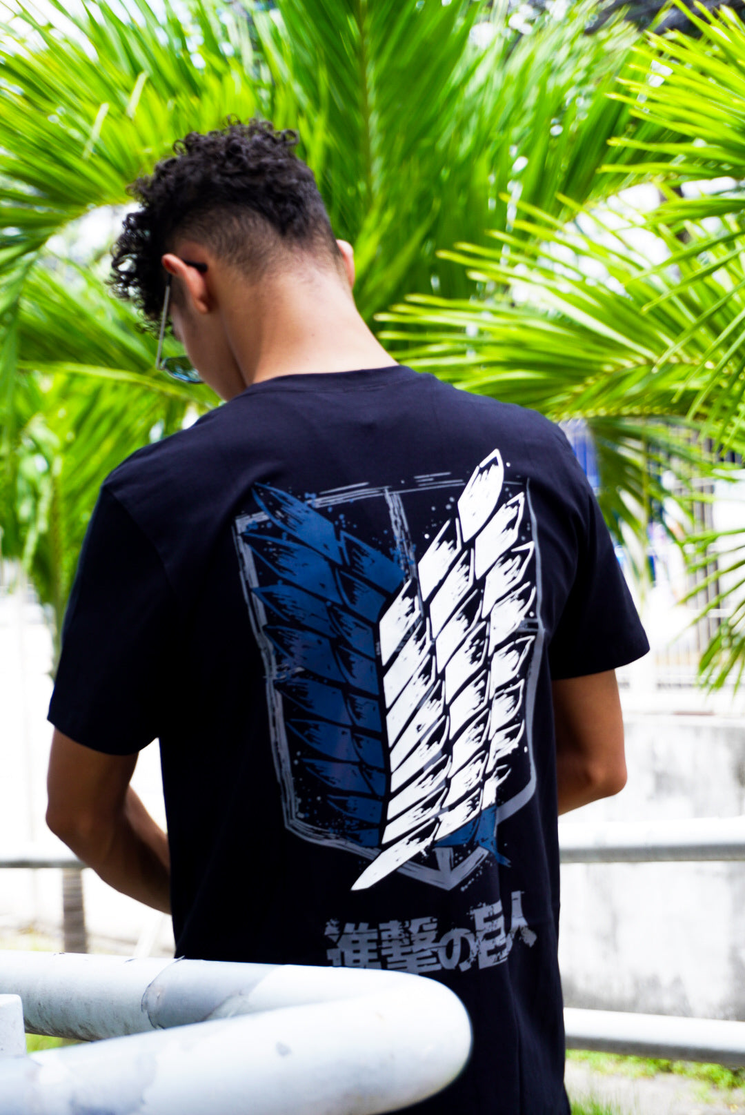 Camiseta Básica Unissex Attack on Titan